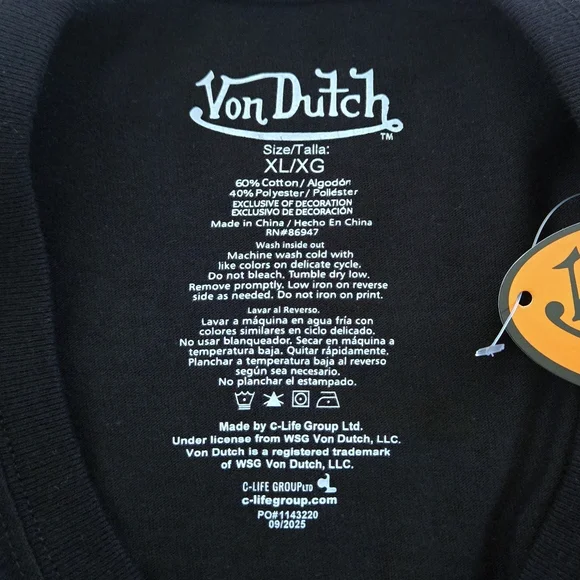 Von Dutch Black🖤 Graphic Tee👕 with White Logo - NWT - Picture 6 of 14
